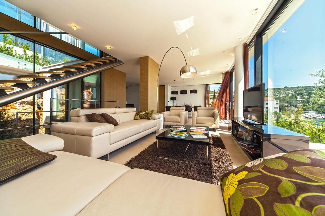 Golden Rays Luxury Villas & Apartments พรีมอชเตน ภายนอก รูปภาพ